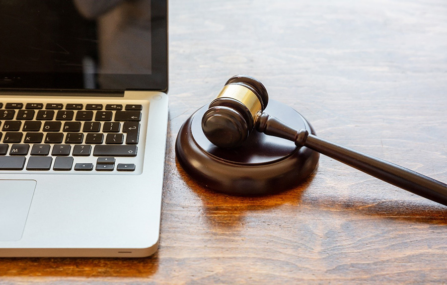 How can litigants list their cases online?